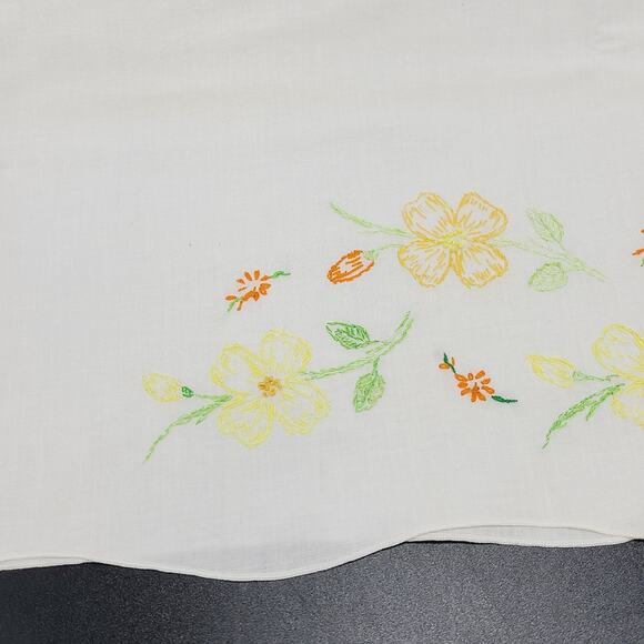 Vintage Floral Hand Embroidered Standard Pillow Case Cottage Core - Picture 2 of 7
